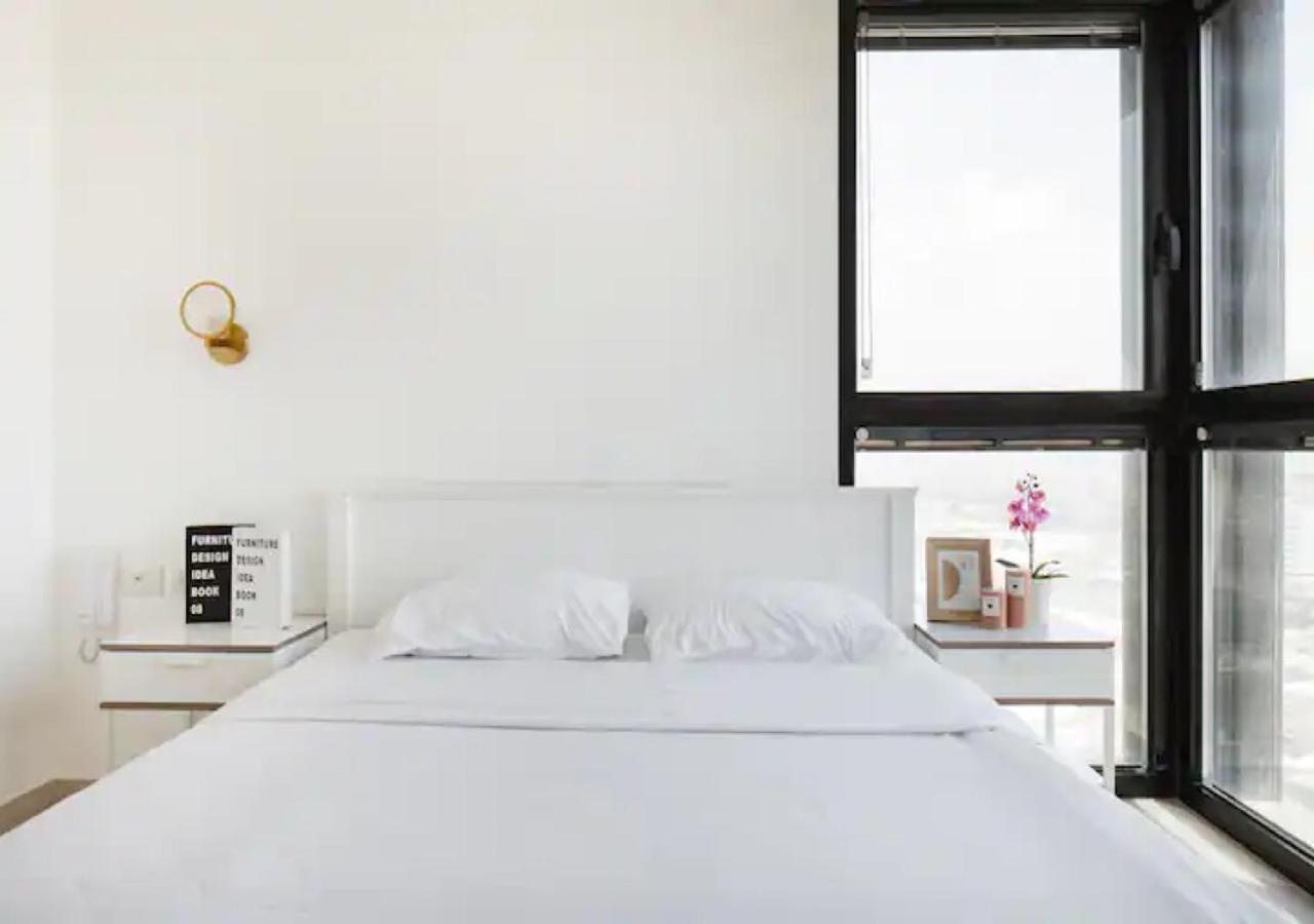 O&O Group- Special Apartment Sea View Luxury Tower 巴特亚姆 外观 照片